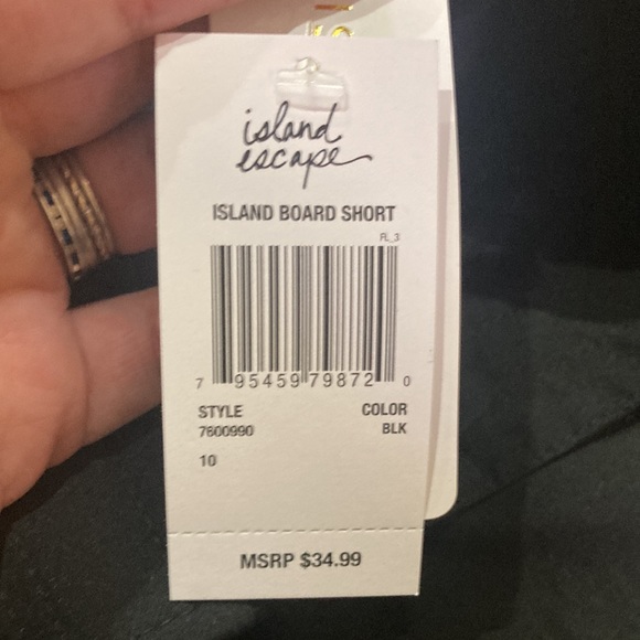 Island Escape board shorts - Picture 6 of 9